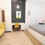 Golden Apartments/Bl8